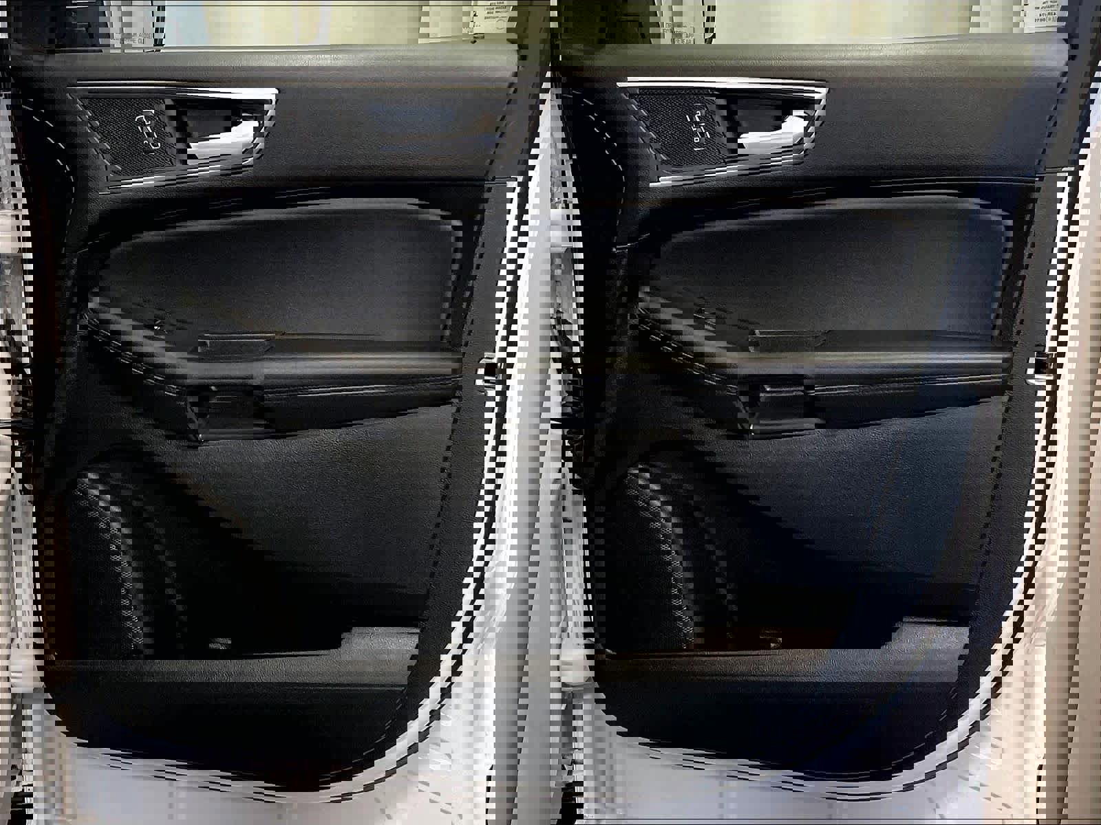 Used 2022 Ford Edge SEL w/ Convenience Package image 12