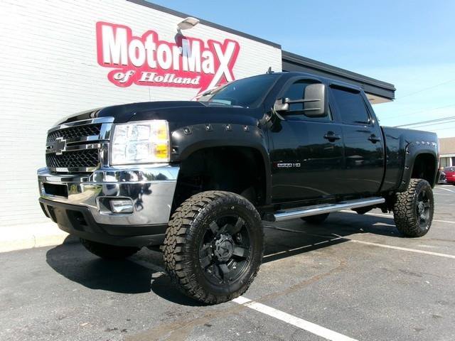Used 2014 Chevrolet Silverado 2500 LTZ w/ Suspension Package, Off-Road AWD/4WD image 30