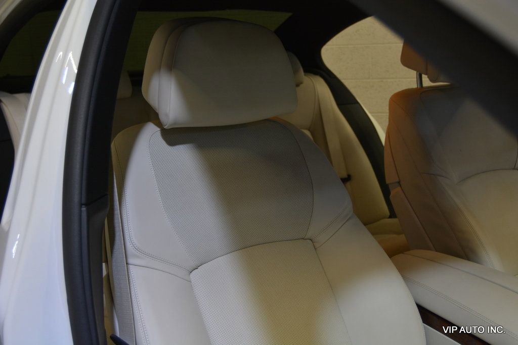 Used 2014 BMW 740i image 14