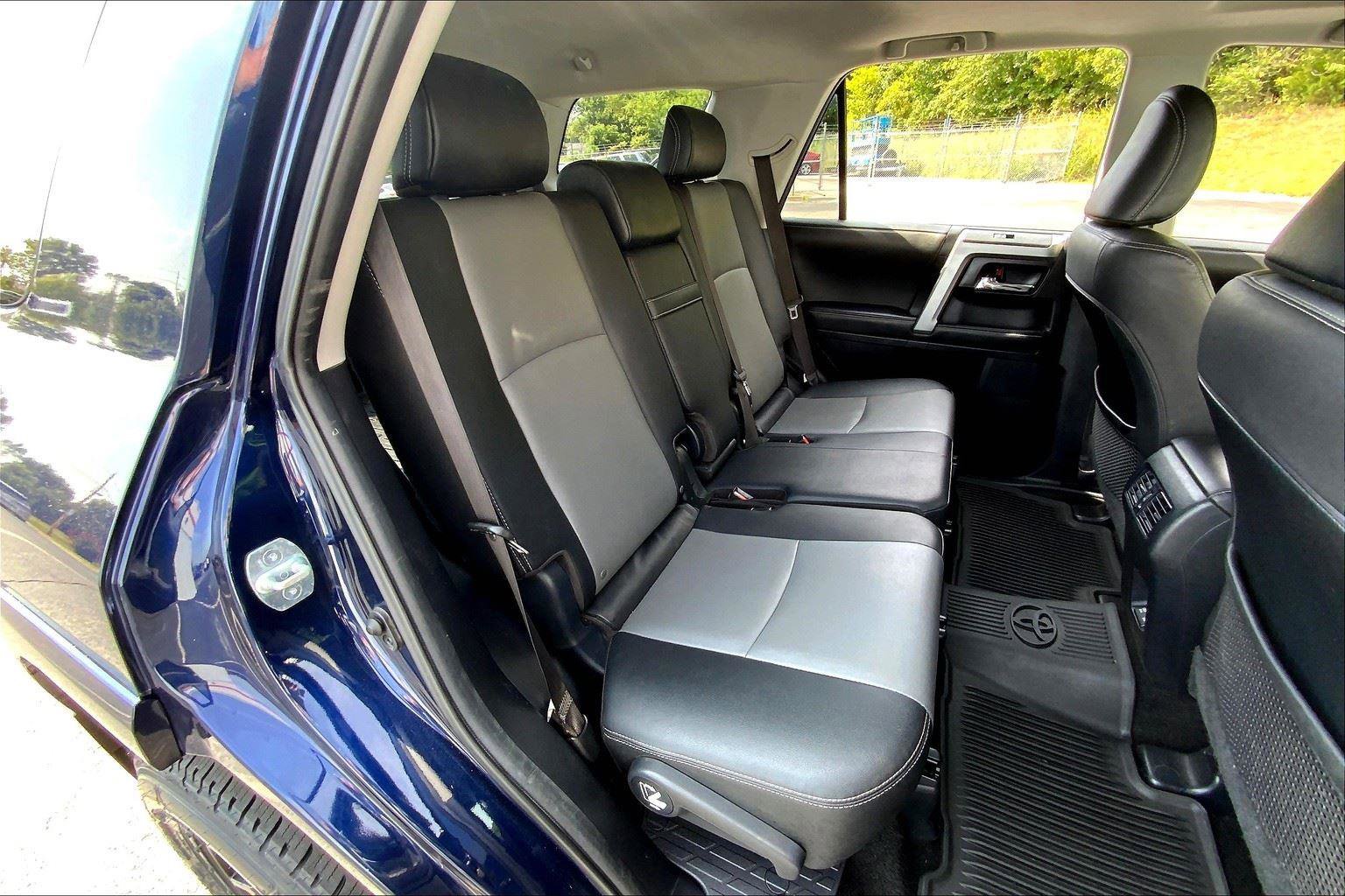 Used 2020 Toyota 4Runner SR5 Premium image 25