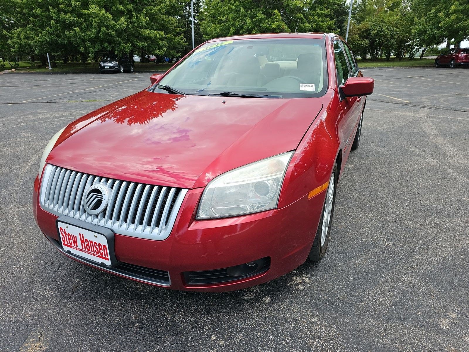 Used 2008 Mercury Milan Premier FWD image 2