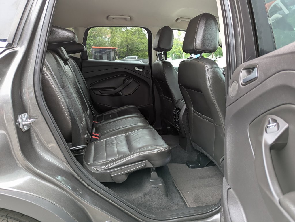Used 2015 Ford Escape Titanium AWD/4WD image 36