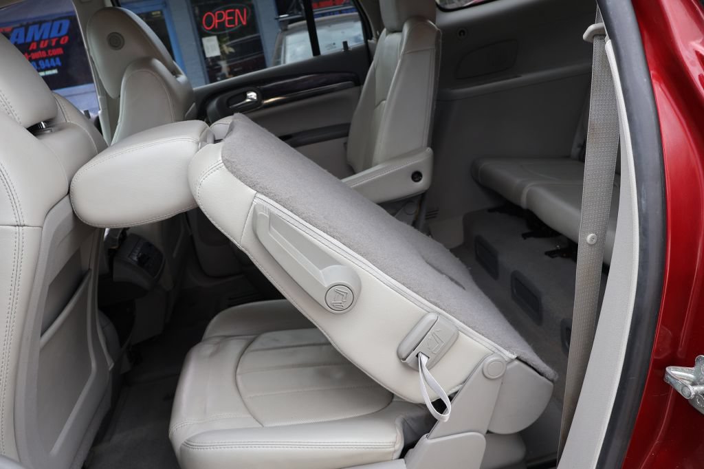 Used 2016 Buick Enclave Leather FWD image 31