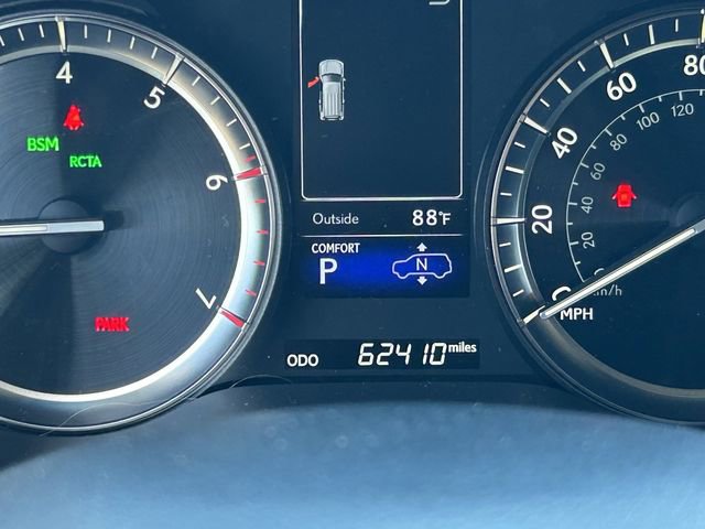 Used 2021 Lexus LX 570 4WD w/ Luxury Package image 32