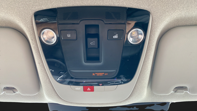 Certified 2025 Kia Niro EX Touring FWD image 33