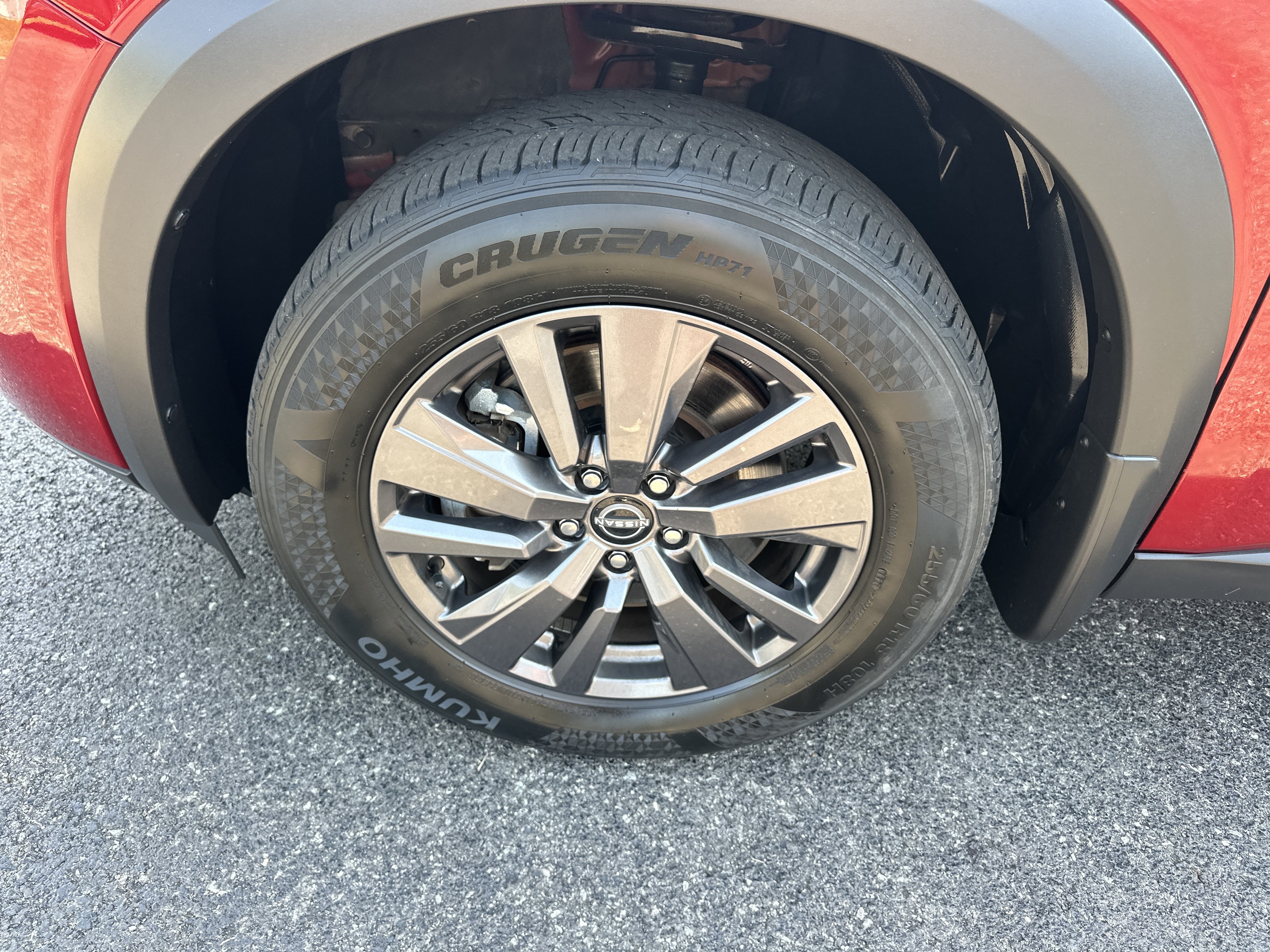 Used 2023 Nissan Pathfinder SV AWD/4WD image 32