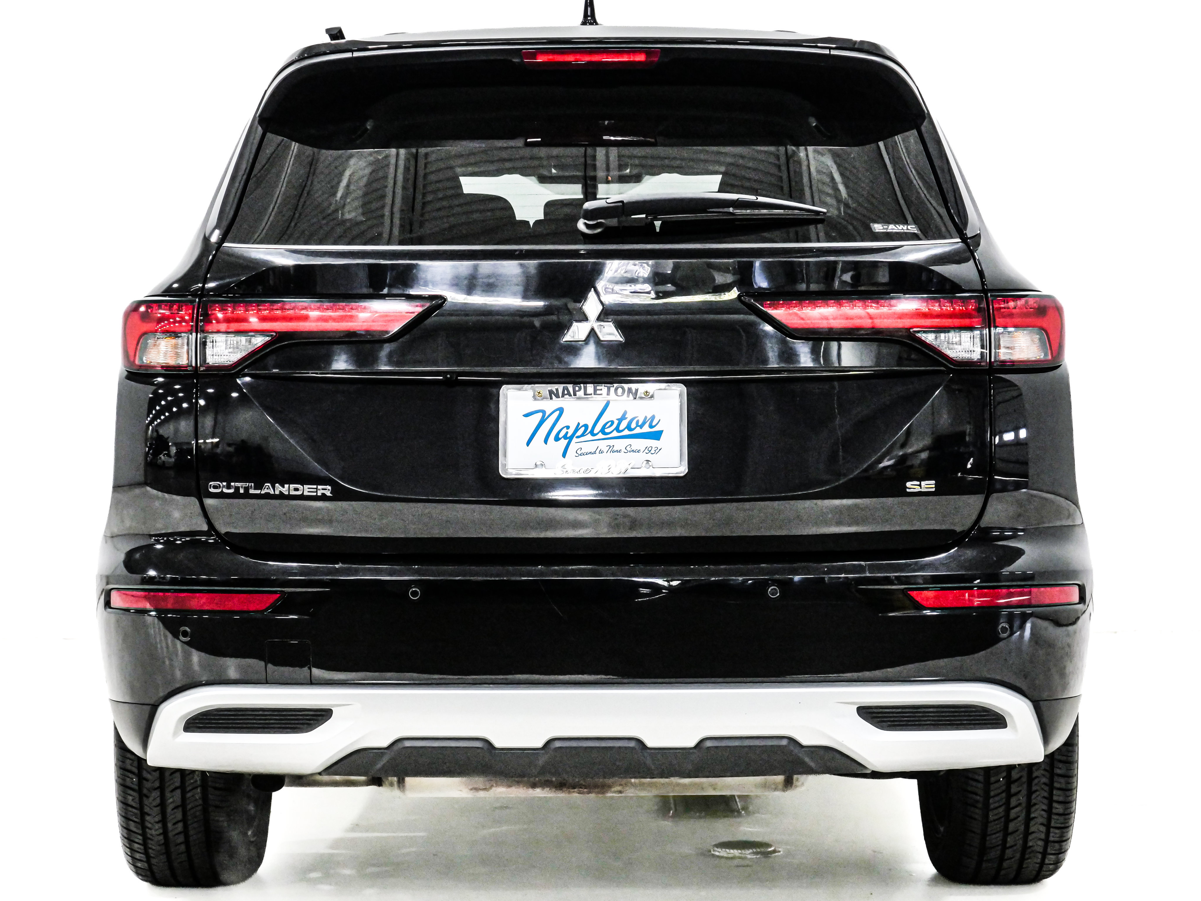 Used 2024 Mitsubishi Outlander SE AWD/4WD image 7