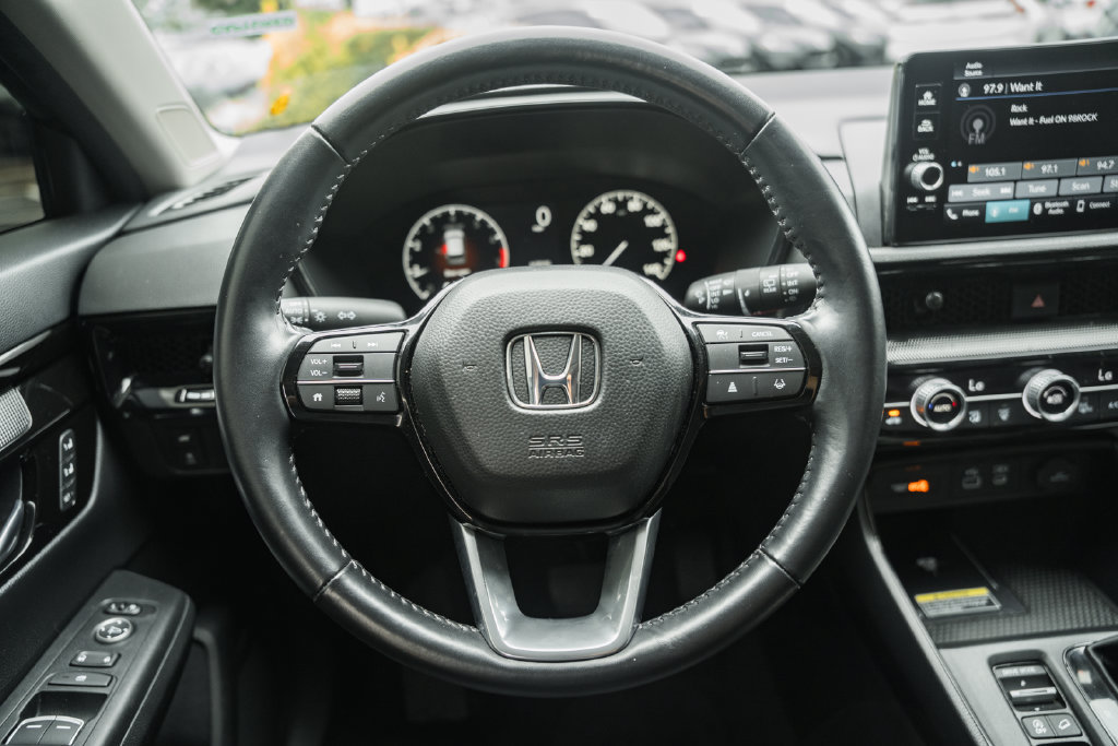 Used 2025 Honda CR-V EX-L image 30