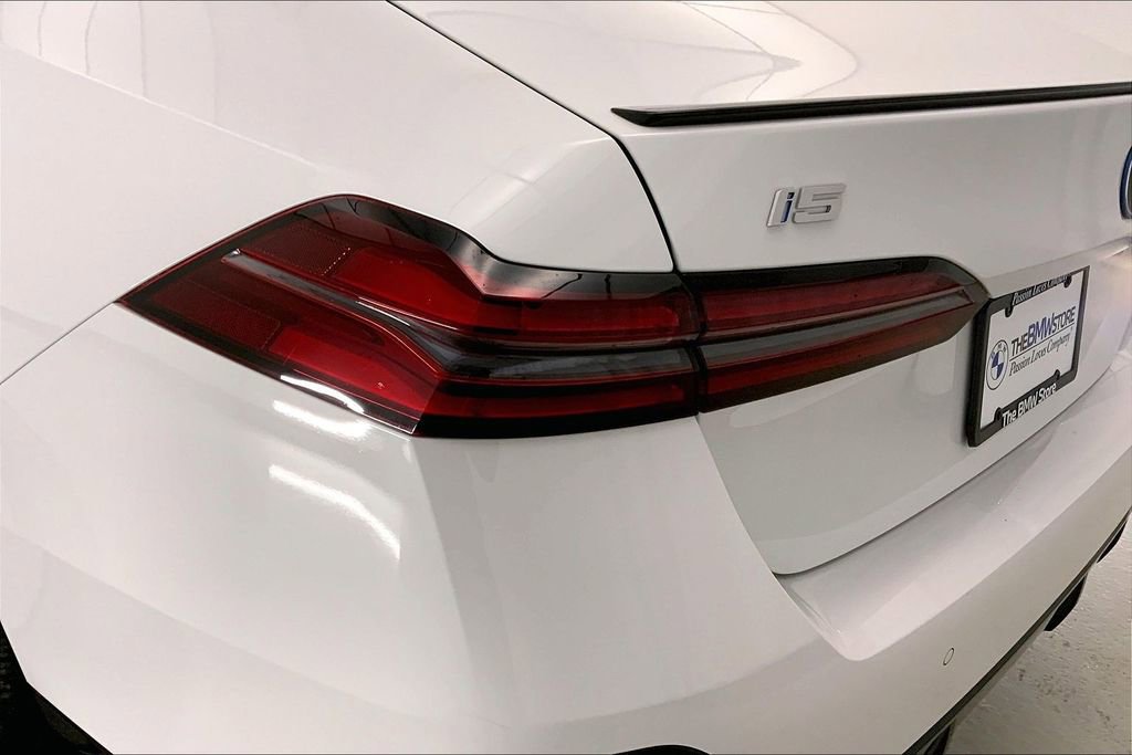 Certified 2024 BMW i5 M60 w/ Premium Package AWD/4WD image 28