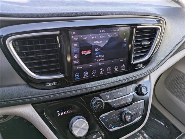 Used 2019 Chrysler Pacifica Limited FWD image 12