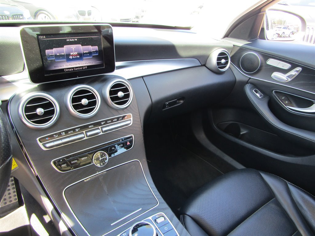 Used 2017 Mercedes-Benz C 300 Sedan image 11