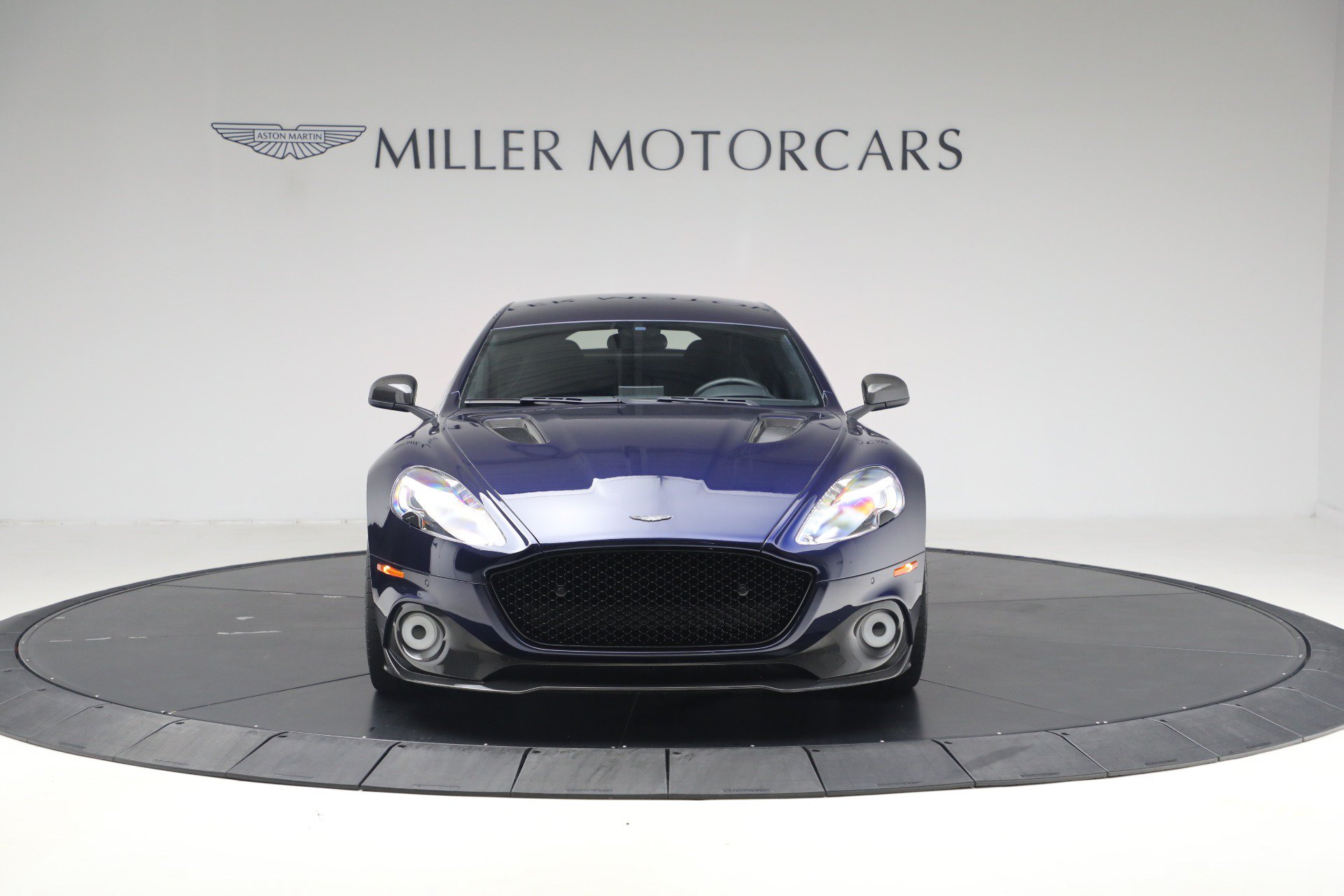Used 2019 Aston Martin Rapide AMR RWD image 12