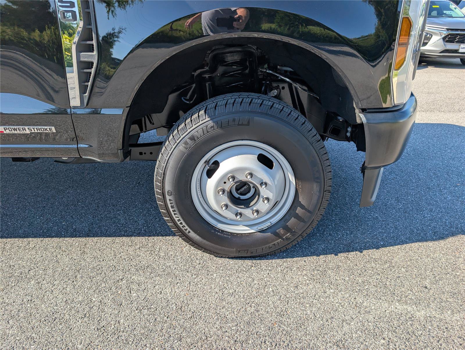 Used 2025 Ford F350 XL w/ 360-Degree Camera Package AWD/4WD image 9