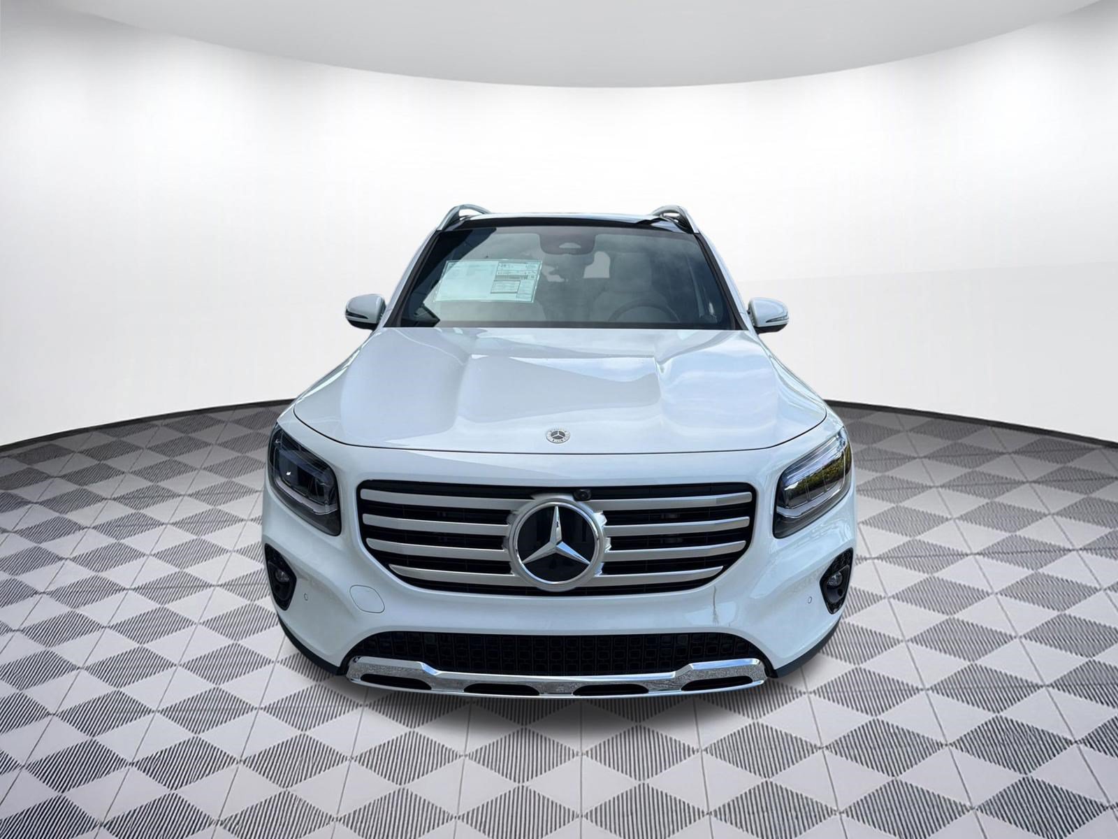 Used 2026 Mercedes-Benz GLB 250 image 6