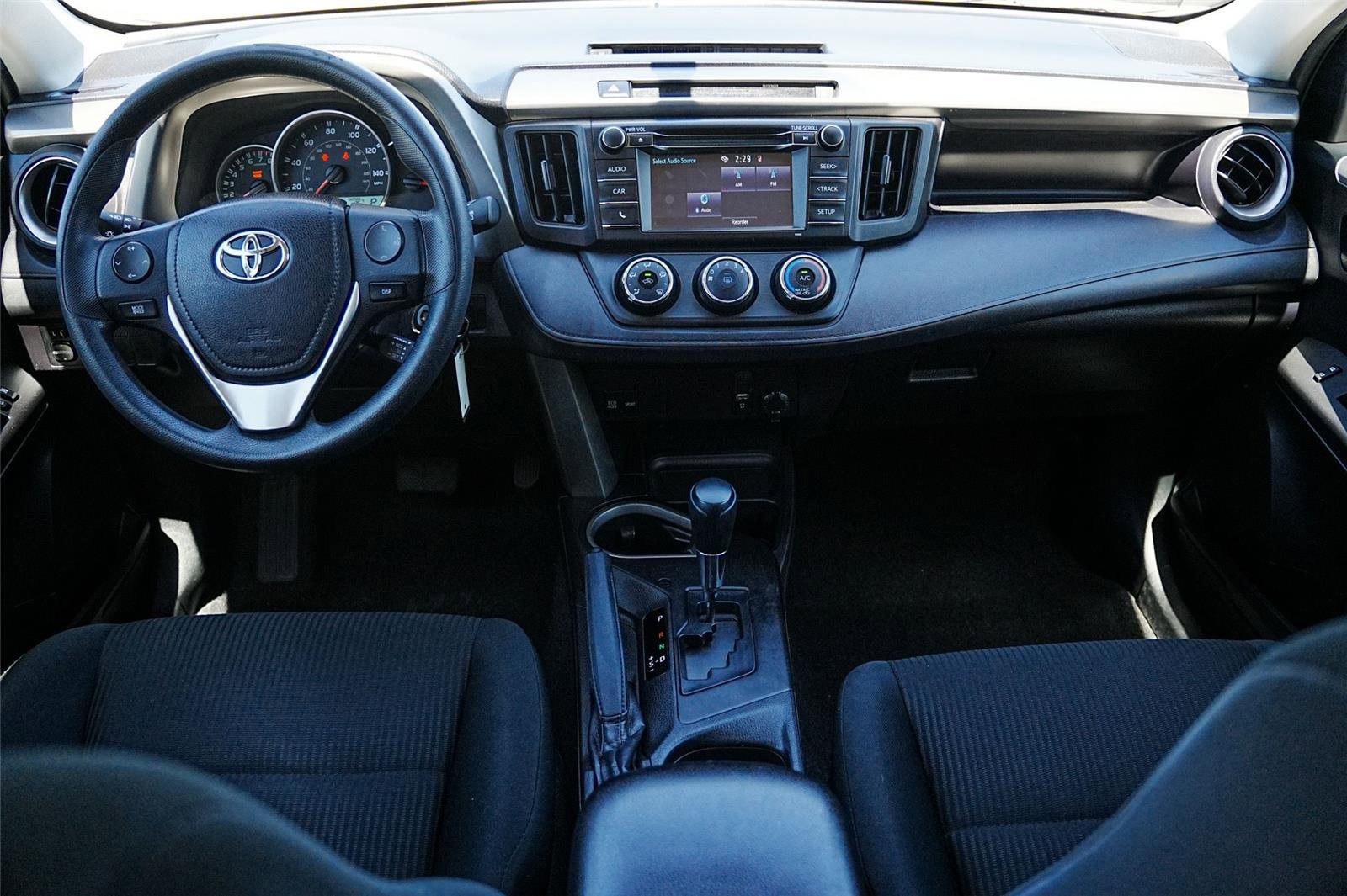 Used 2016 Toyota RAV4 LE image 30