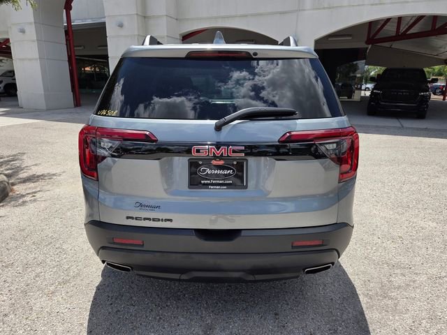 Used 2023 GMC Acadia SLT w/ Elevation Edition FWD image 13