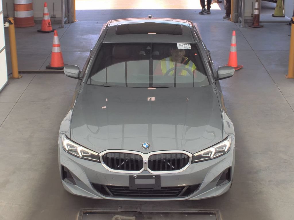 Used 2023 BMW 330i xDrive Sedan w/ Parking Assistance Package AWD/4WD image 7