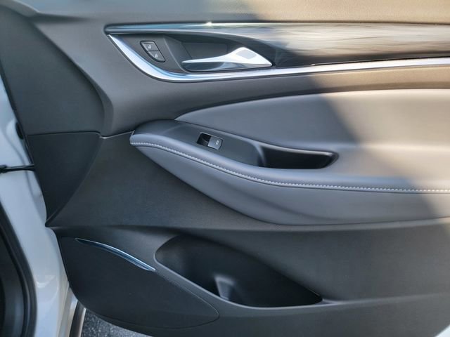 Certified 2023 Buick Enclave Essence image 25
