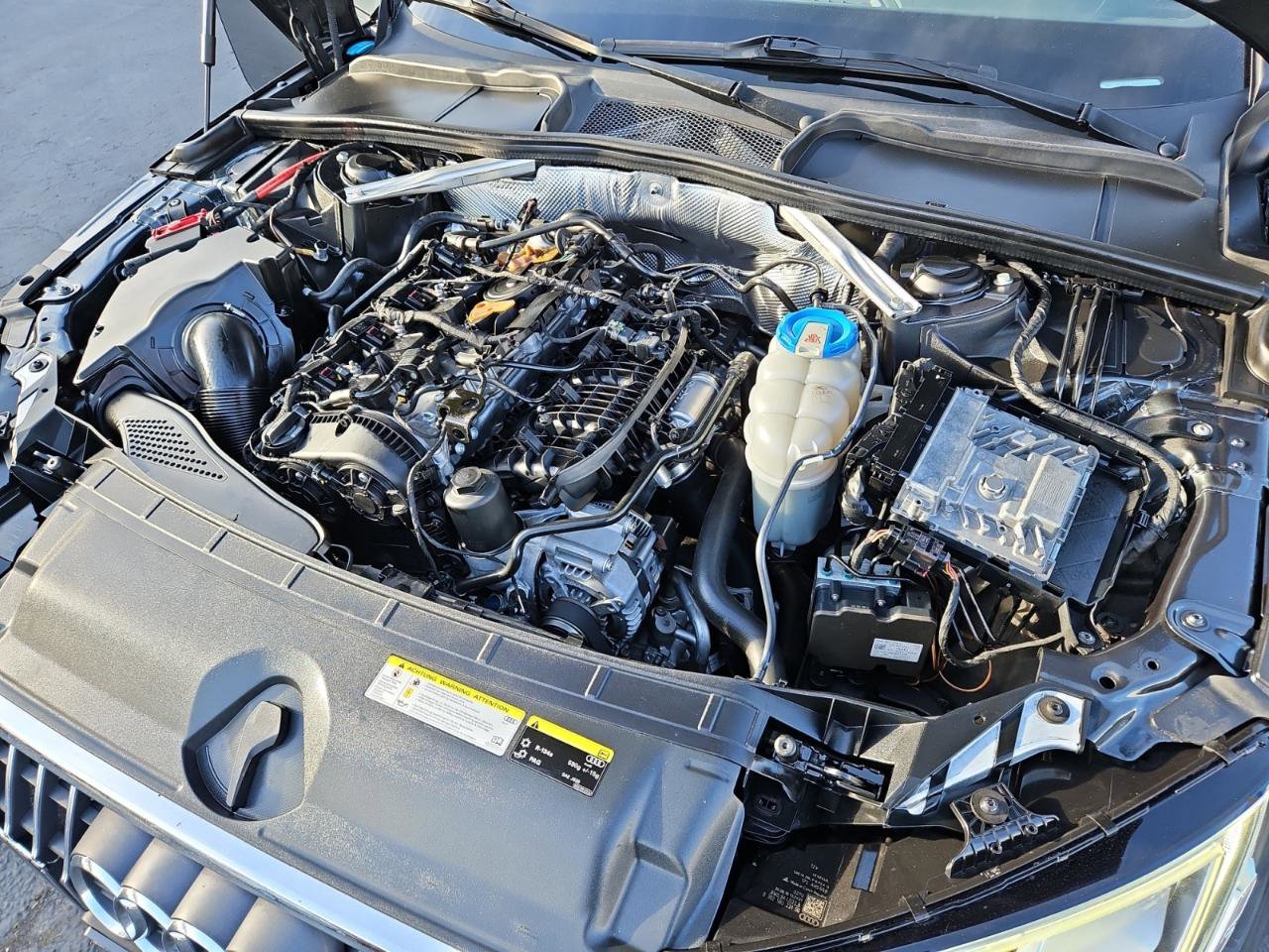 Used 2017 Audi A4 2.0T allroad Premium Plus w/ Technology Package image 37