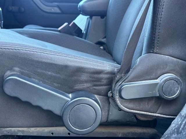 Used 2017 Jeep Wrangler Unlimited Sport w/ Connectivity Group image 4