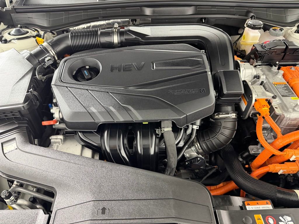 Used 2025 Hyundai Sonata Limited FWD image 37