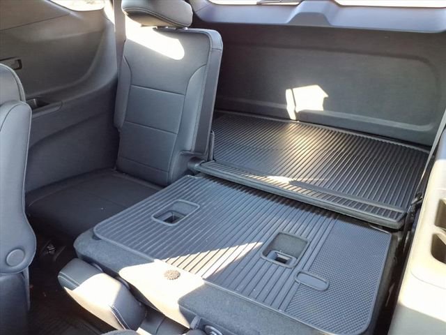 New 2026 Chevrolet Traverse High Country w/ LPO, Floor Liner Package AWD/4WD image 10