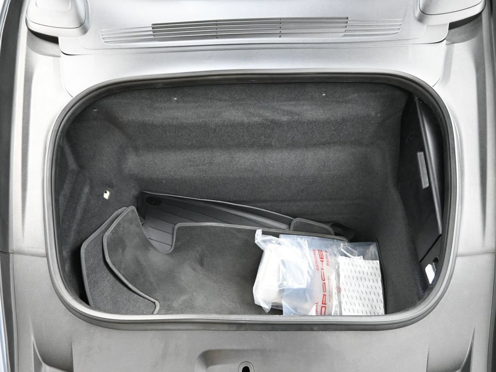 Certified 2024 Porsche 911 Carrera RWD image 19