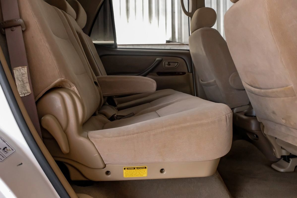 Used 2004 Toyota Sequoia SR5 image 33