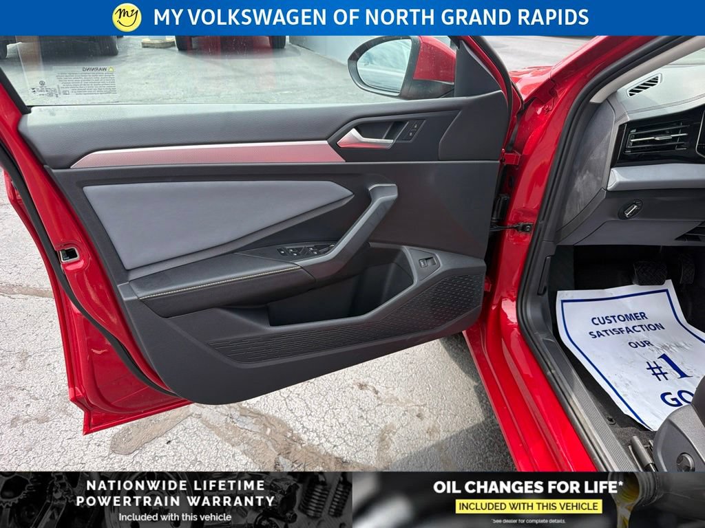 New 2026 Volkswagen Jetta SE FWD image 13
