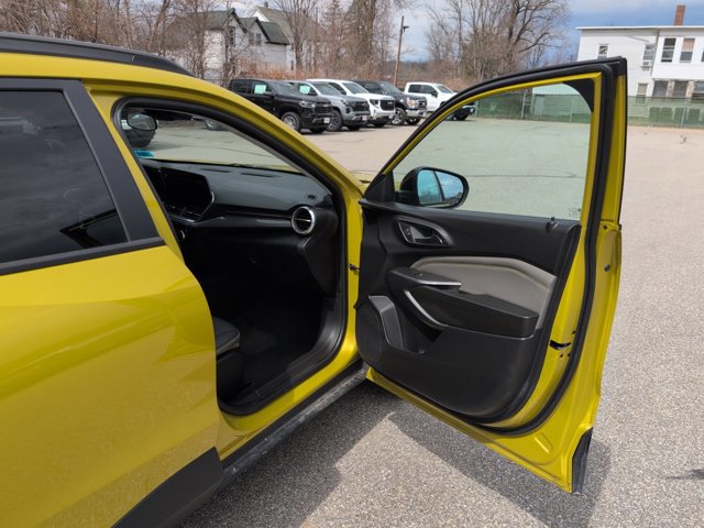 Certified 2024 Chevrolet Trax ACTIV w/ Sunroof Package image 28