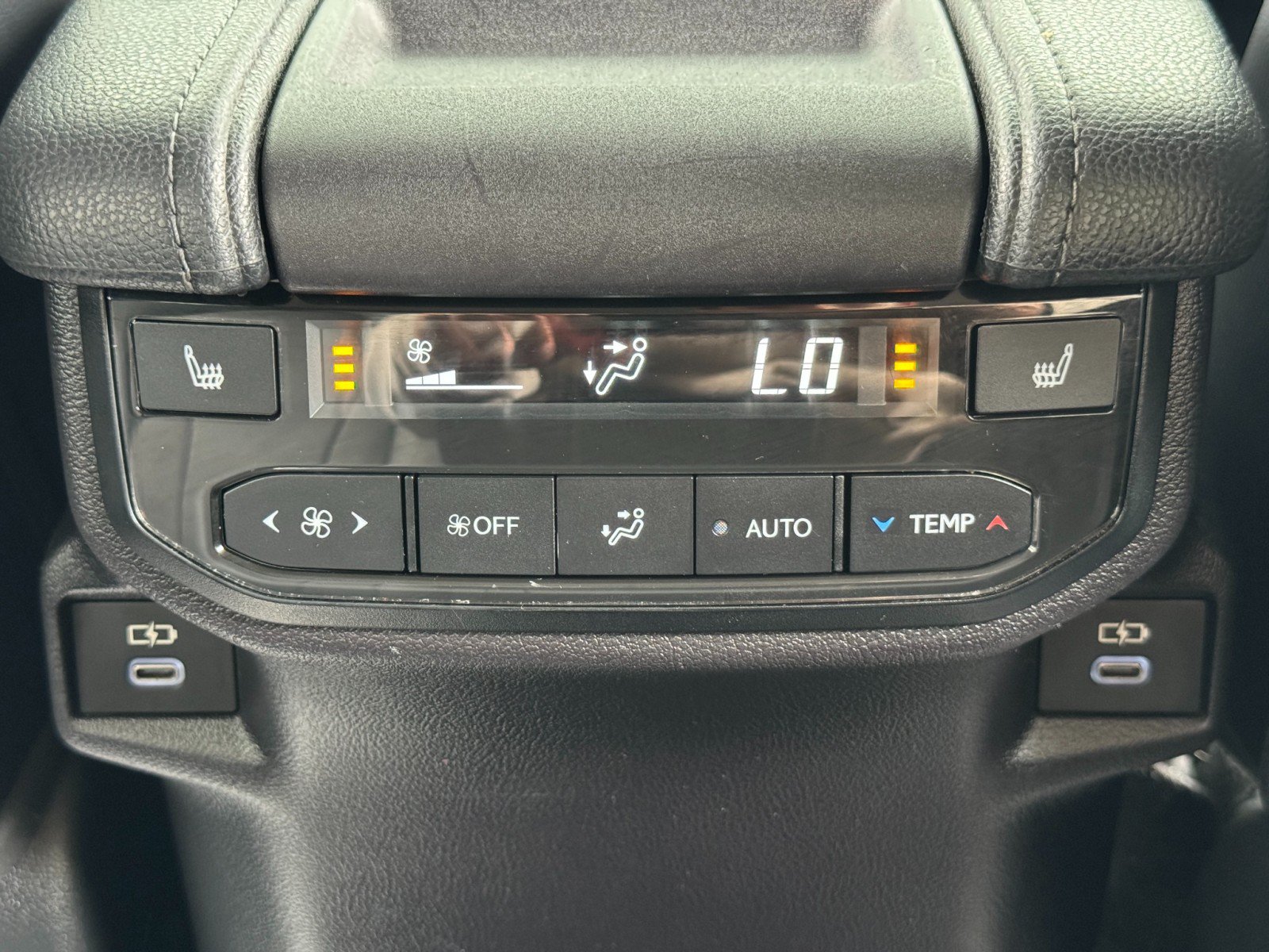 Used 2024 Toyota Grand Highlander FWD image 35