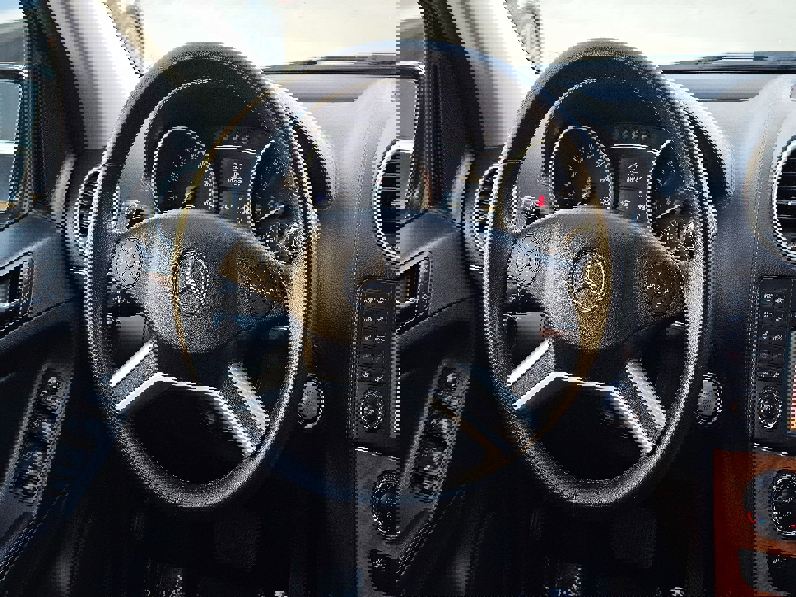 Used 2009 Mercedes-Benz GL 450 4MATIC image 23