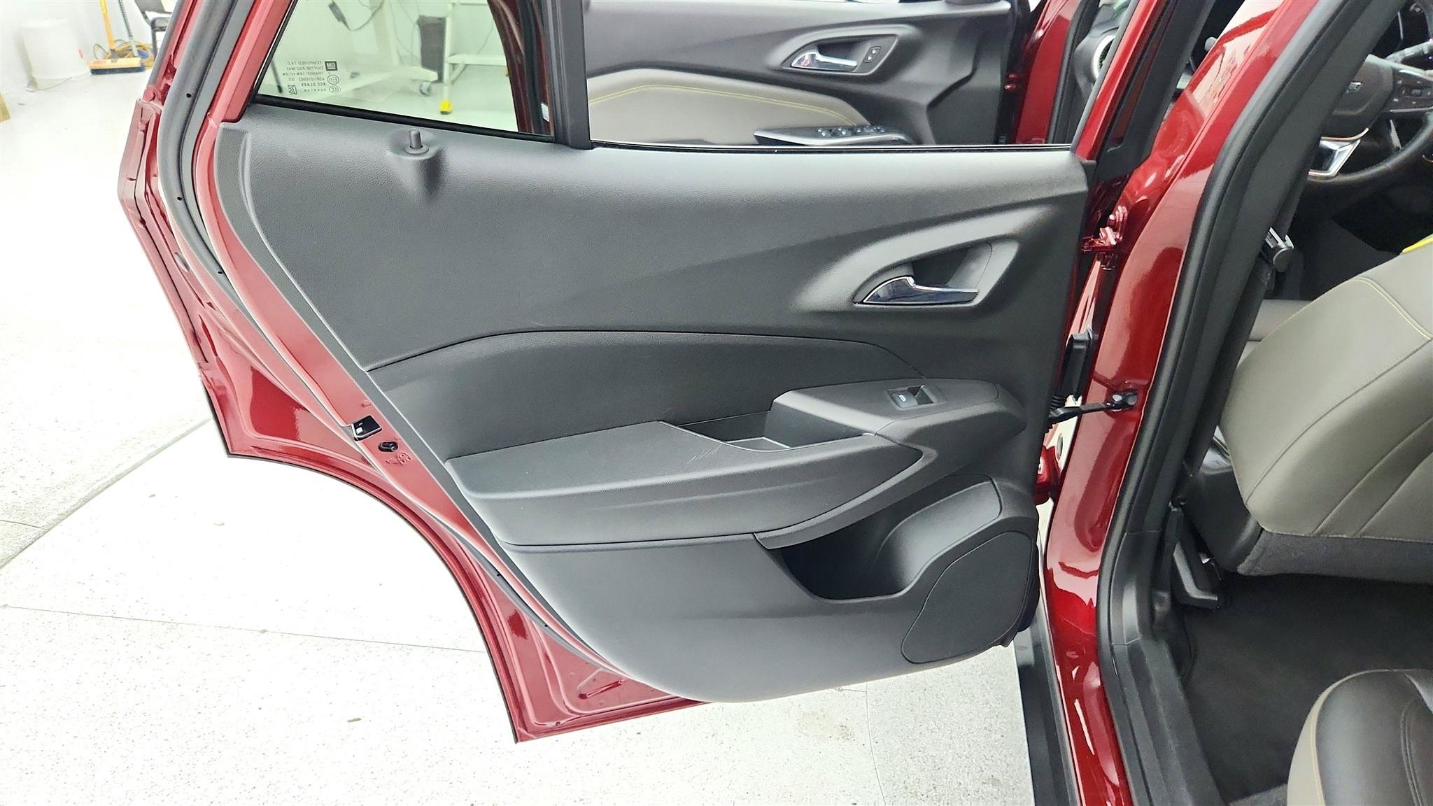 Used 2024 Chevrolet Trax ACTIV w/ Driver Confidence Package FWD image 23