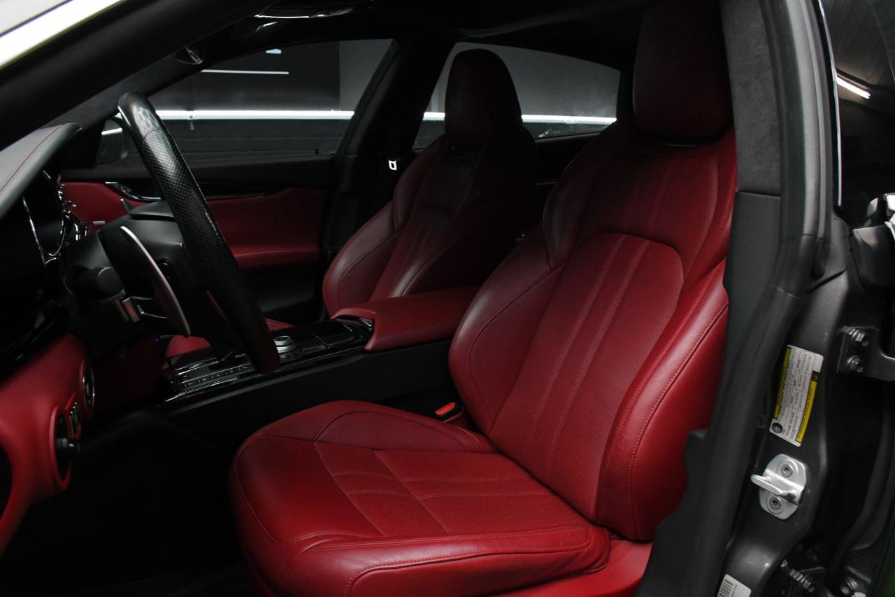 Used 2017 Maserati Quattroporte GTS GranSport RWD image 25