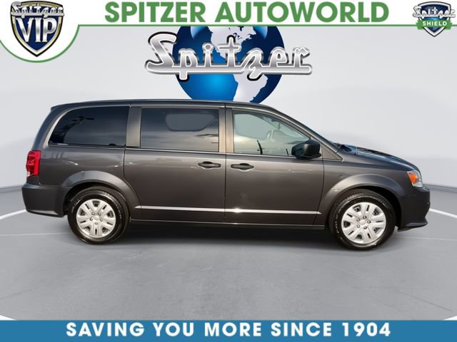 Used 2020 Dodge Grand Caravan SE w/ UConnect Hands-Free Group FWD image 2