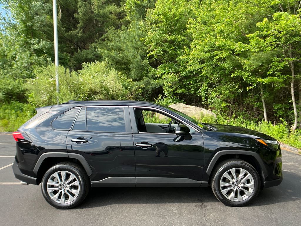 Certified 2025 Toyota RAV4 Limited w/ Advanced Technology Package AWD/4WD image 6