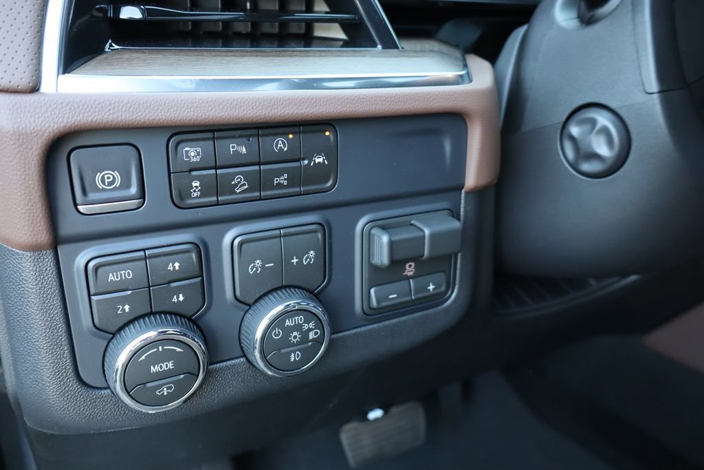 New 2026 Chevrolet Tahoe High Country AWD/4WD image 19