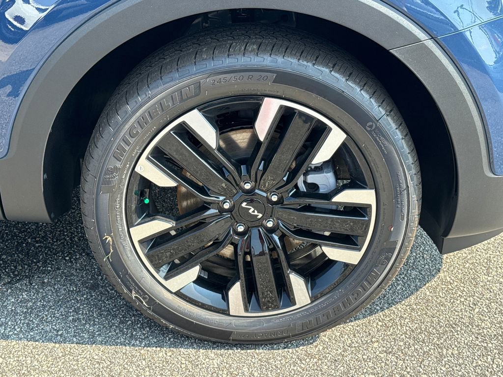 New 2025 Kia Telluride SX w/ SX Captain's Chair Package AWD/4WD image 12