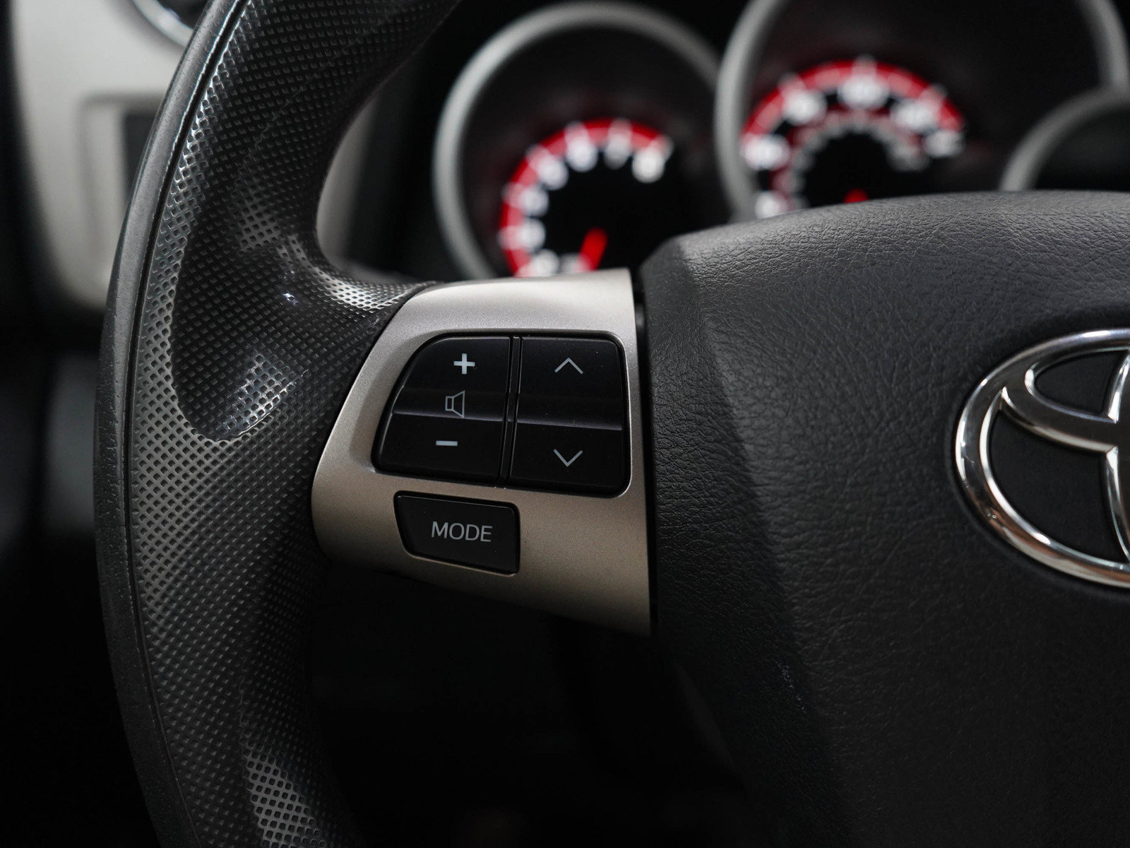 Used 2011 Toyota Matrix FWD image 22