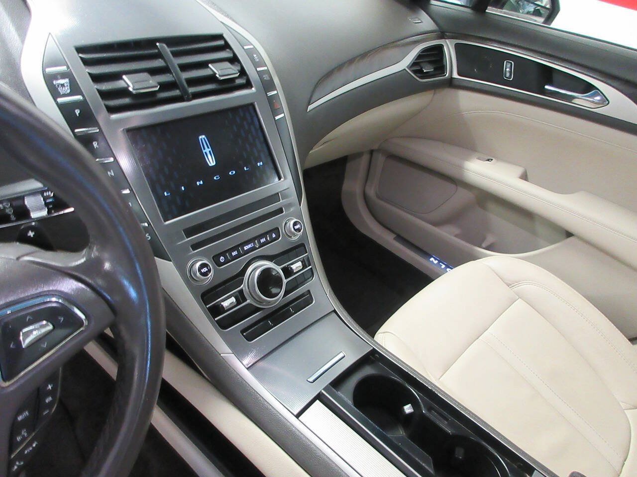 Used 2017 Lincoln MKZ Select AWD/4WD image 25