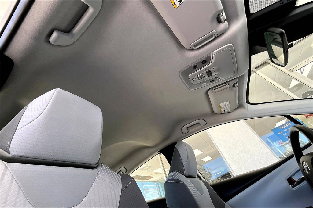 Certified 2020 Toyota Prius Prime LE image 27