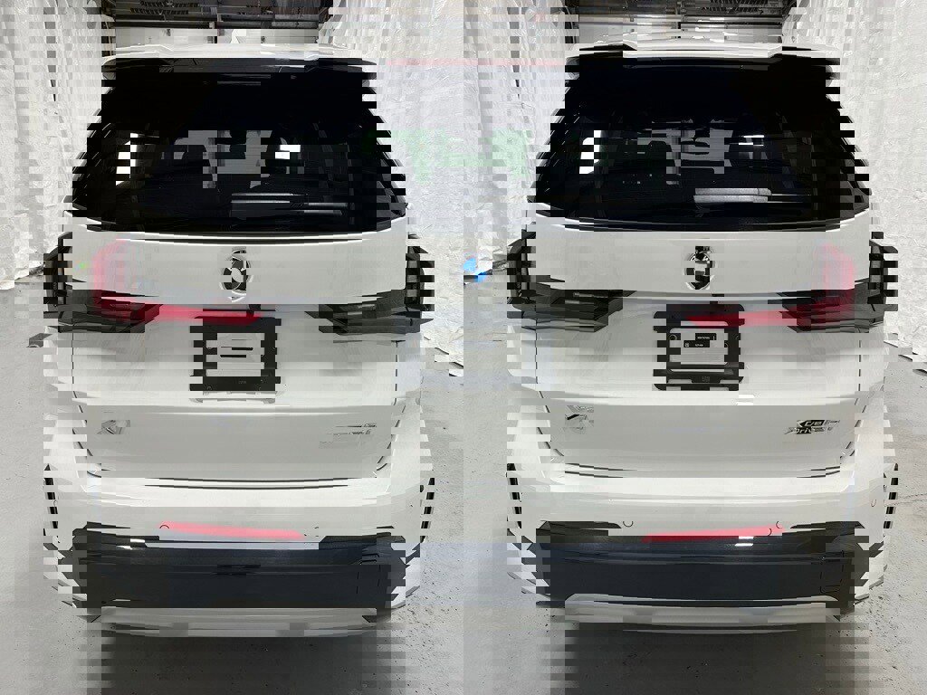 Used 2025 BMW X1 xDrive28i image 6