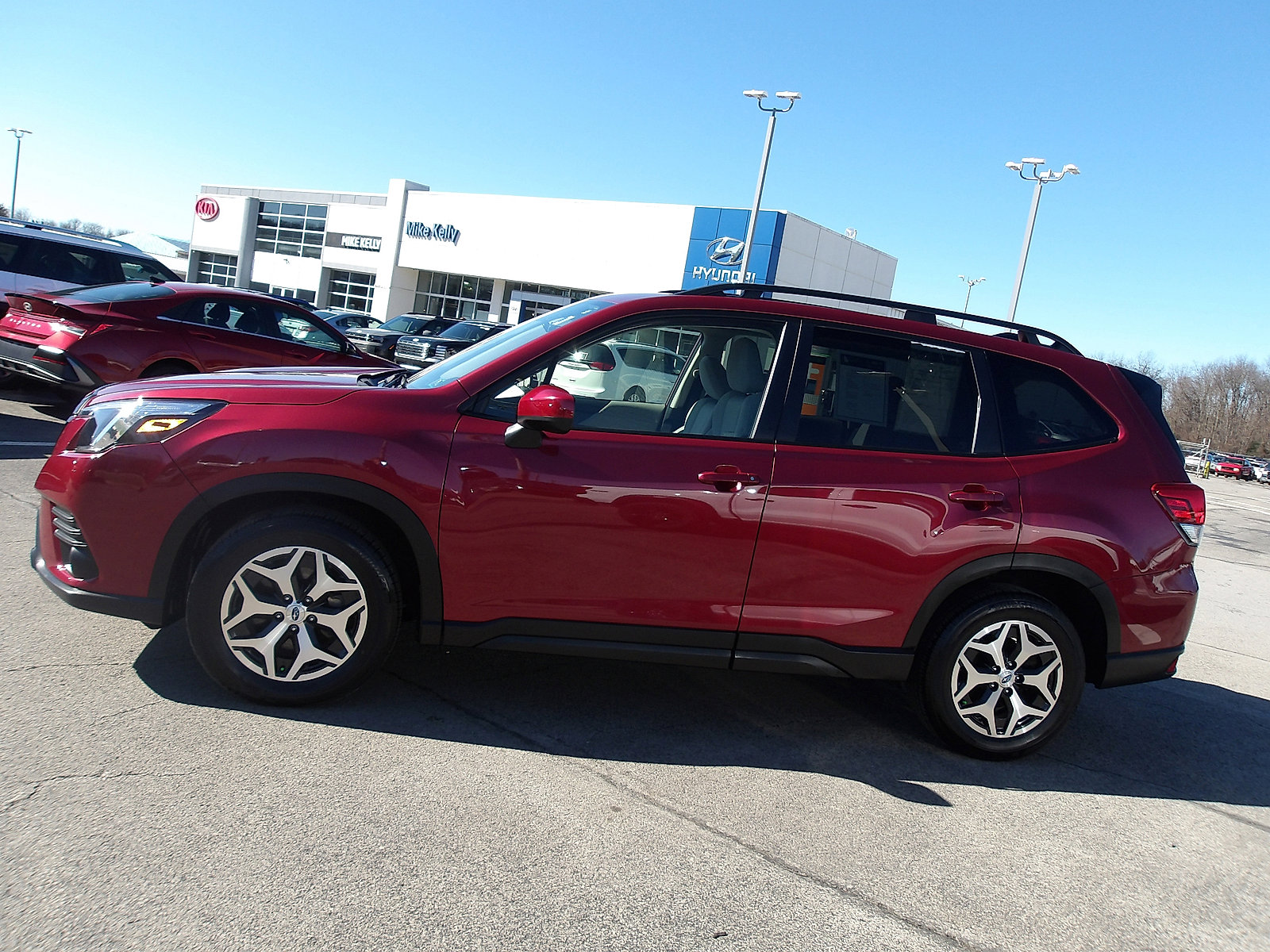 Used 2024 Subaru Forester Premium image 4