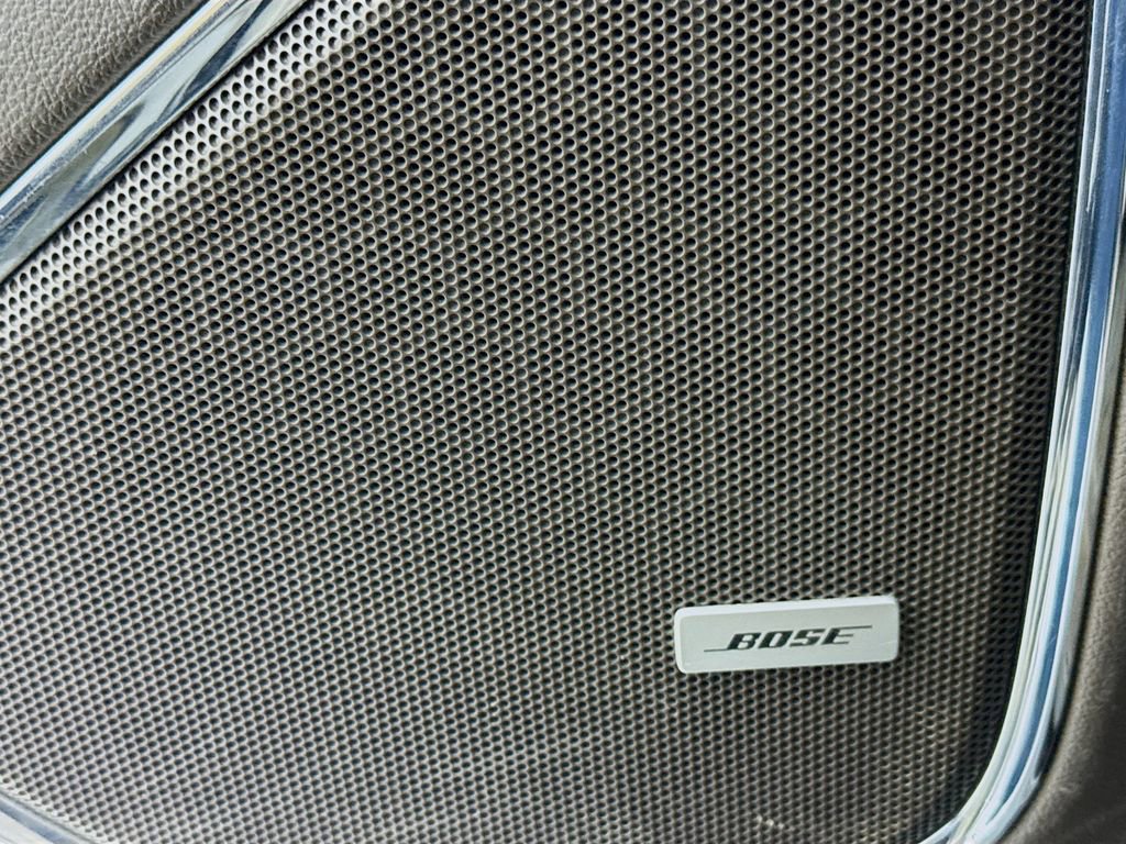 Used 2015 GMC Yukon Denali w/ Premium Package image 21