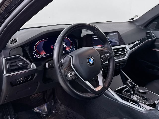 Used 2019 BMW 330i xDrive Sedan w/ Premium Package AWD/4WD image 9