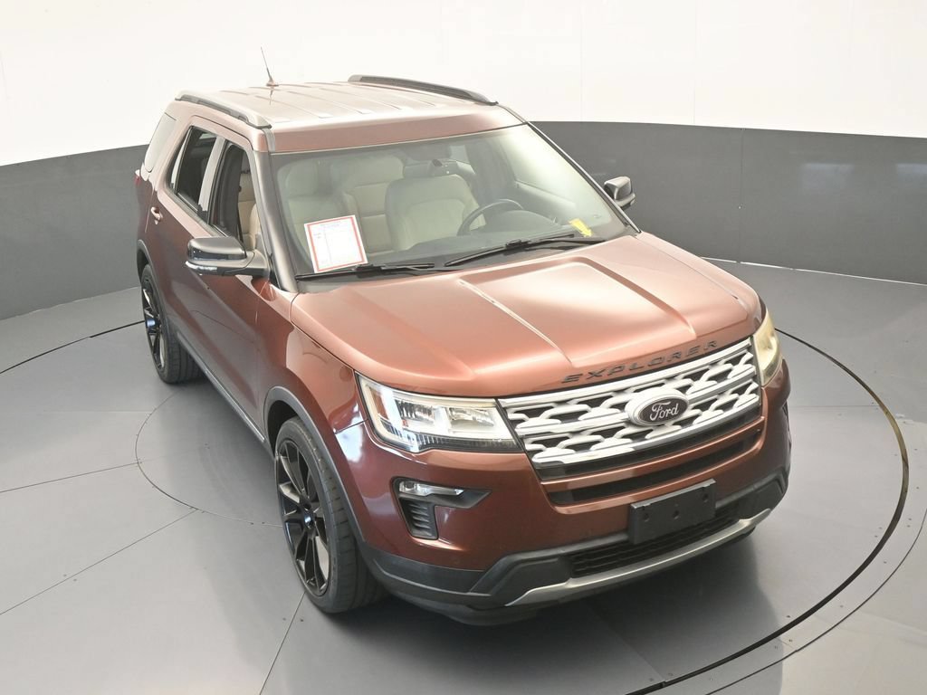 Used 2018 Ford Explorer XLT w/ Equipment Group 202A FWD image 52