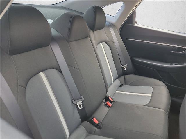 Used 2020 Hyundai Sonata SE w/ Cargo Package image 16