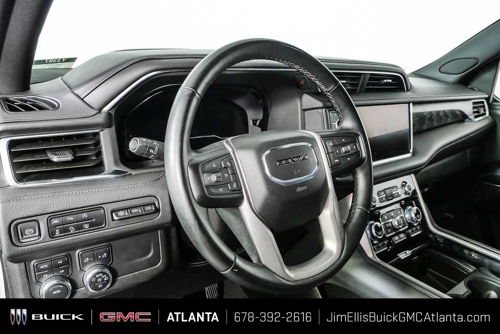Certified 2023 GMC Yukon Denali AWD/4WD image 4