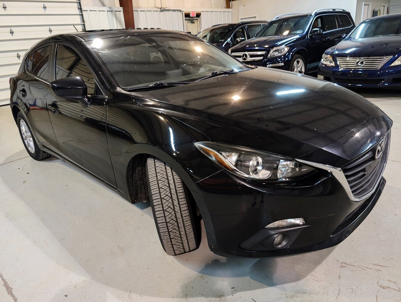Used 2016 MAZDA MAZDA3 i Touring image 10