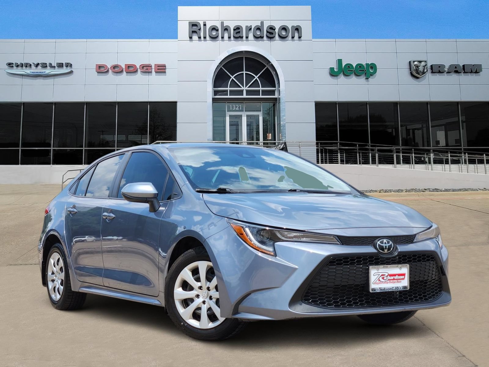 Used 2022 Toyota Corolla LE FWD video 1
